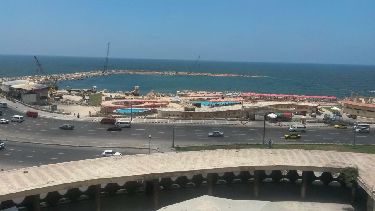 Apartament Officers Buildings In Mostafa Kamel-roshdy *